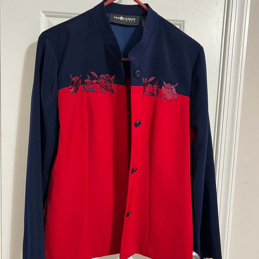 Sag Harbor Women's Red Embroidered Floral Button Down Collared blouse